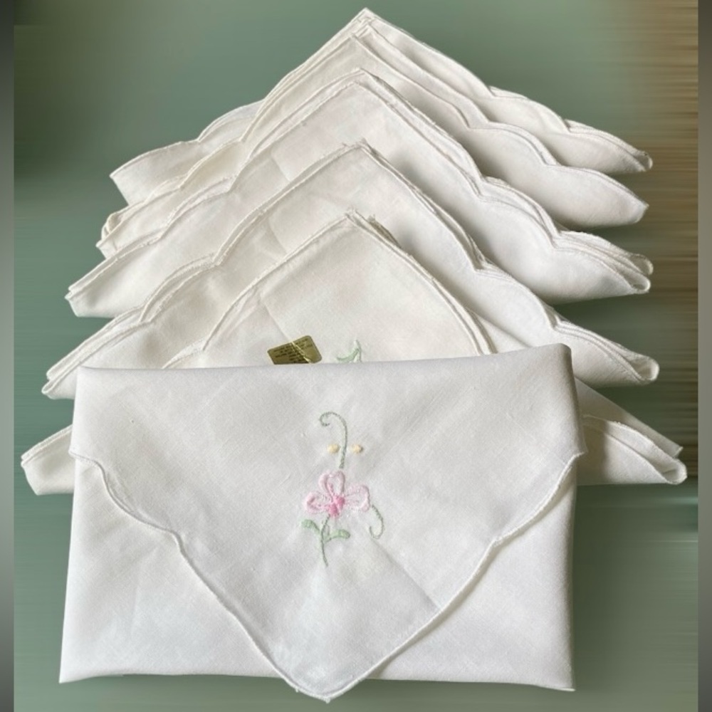 NWT White Floral Embroidered Luncheon Tea Napkins 6pc Set
